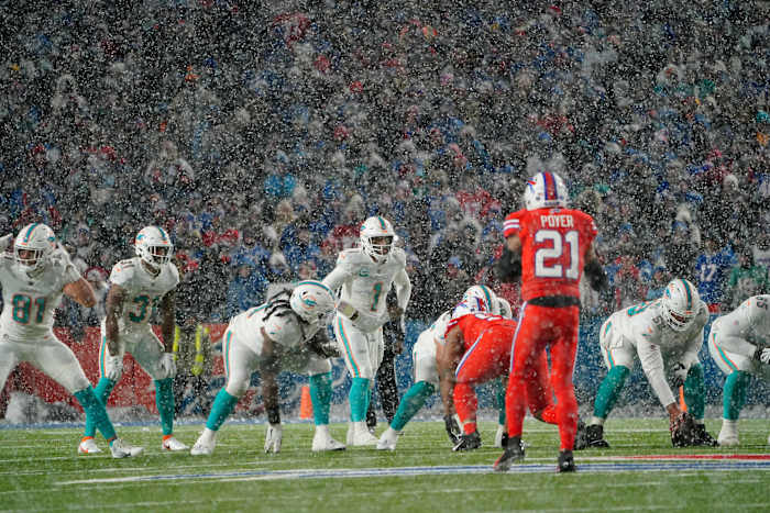 Tua Tagovailoa lined up in shotgun on Dec. 17 when the Miami Dolphins played the Buffalo Bills at Highmark Stadium. 